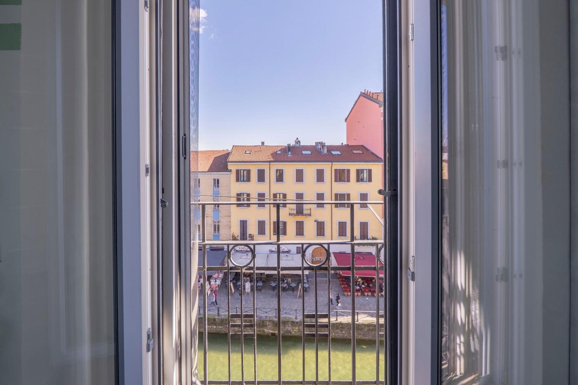 View Of The Navigli - In The Heart Of - Wifi Apartment Mailand